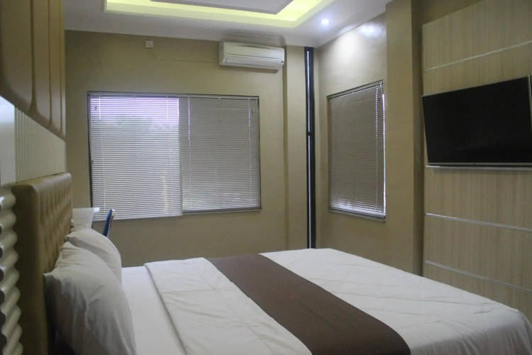 Cyka Raya Hotel