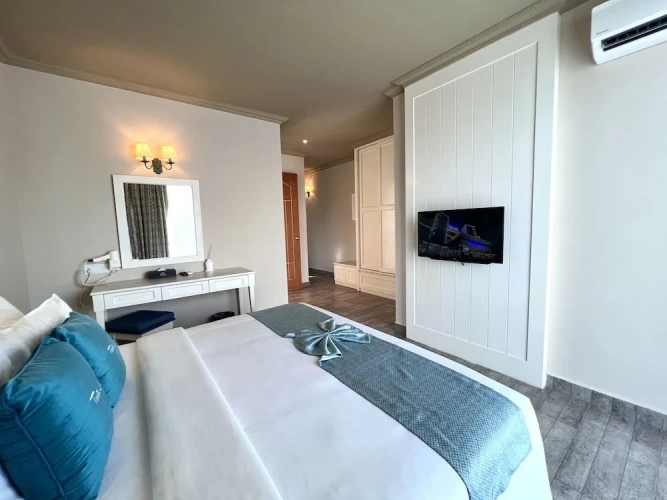1 Bedroom Family Villa