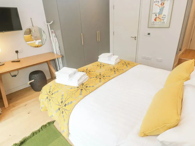 Villa 80