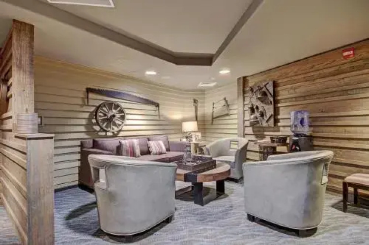 One Ski Hill Place S8501