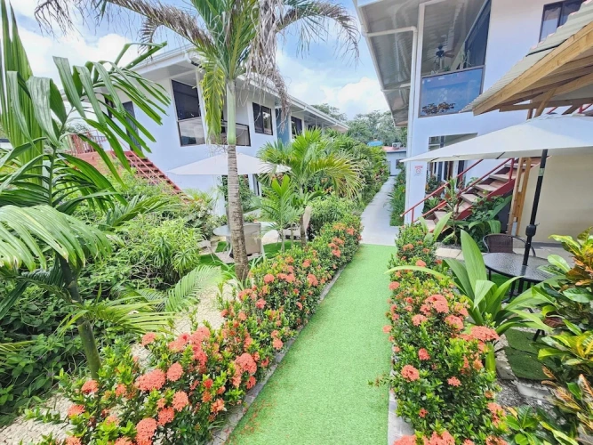 Comfort Quadruple Basement Apartment with balcony and with garden view