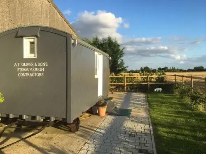 Shepherds Hut at Puttocks Farm