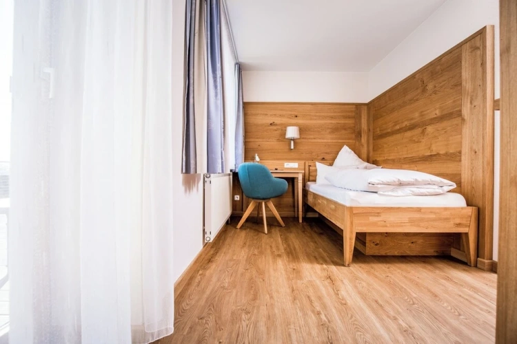Comfort Single room with balcony