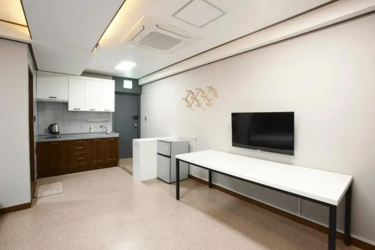 Standard Family room