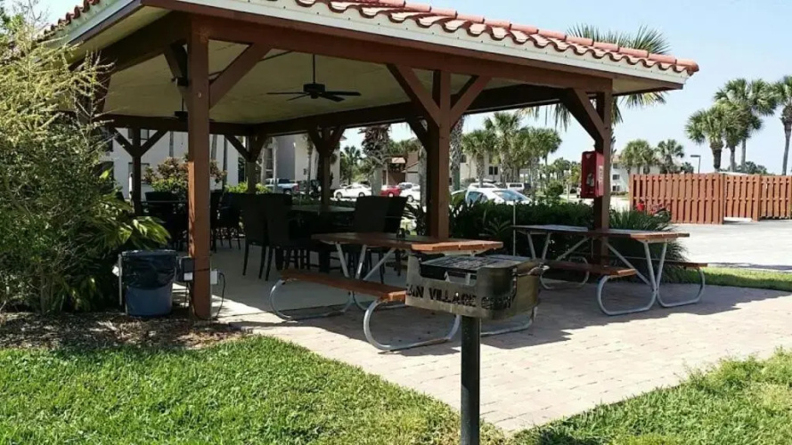 Ocean Village Club L16