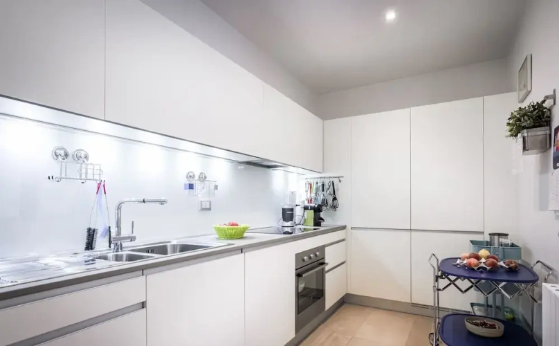 1 Bedroom Apartment with city view