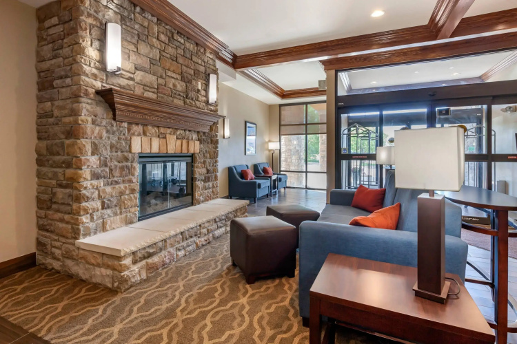 Comfort Suites Oshkosh West