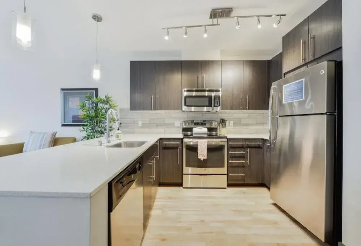 Pike's Place Lux Suites by Barsala