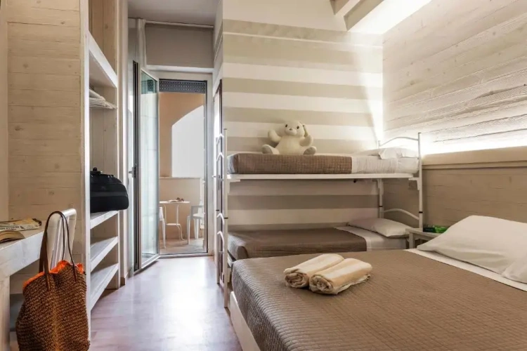 Deluxe Double room with partial sea view