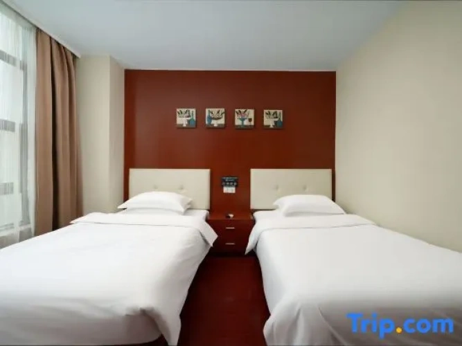 Bed in Dorm (male dorm)