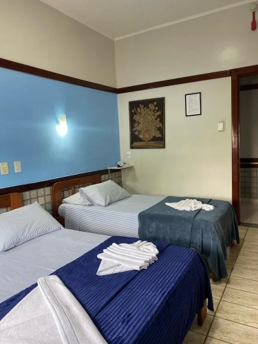 Standard Triple room with city view