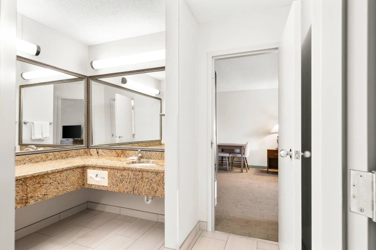 Double Suite