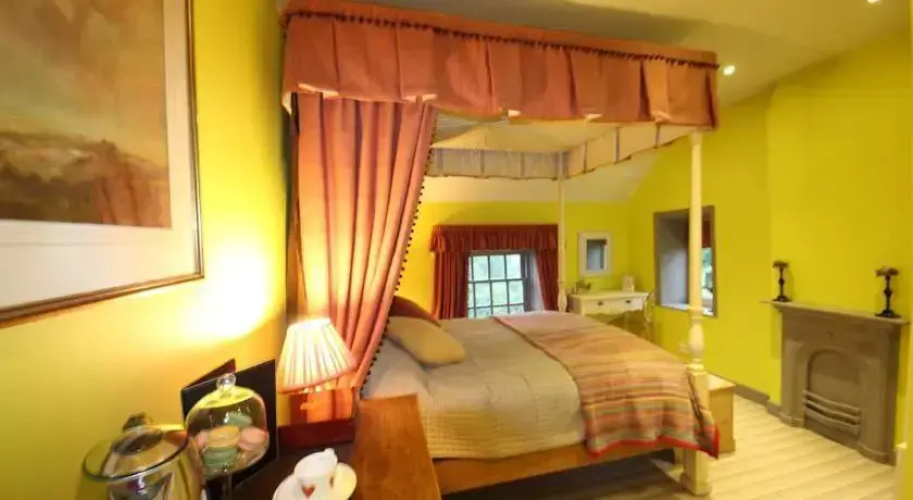 Woundales Farm B&B