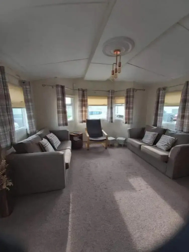 Captivating 2-bed Carvavan in Mablethorpe