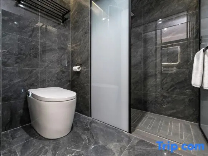 Chengdu Cheerfl Courtyard Hotel
