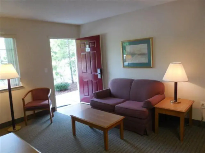 Affordable Suites Shelby