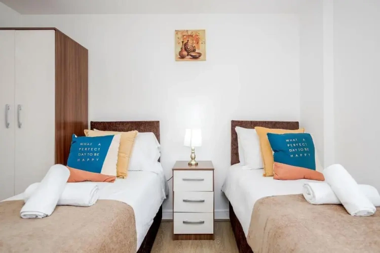 Quadruple Apartment