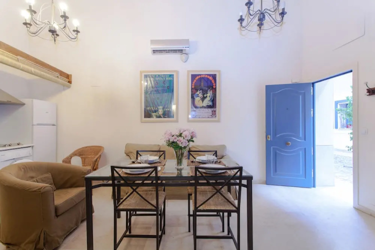 Sevilla Alquila Amplios Duplex en Triana