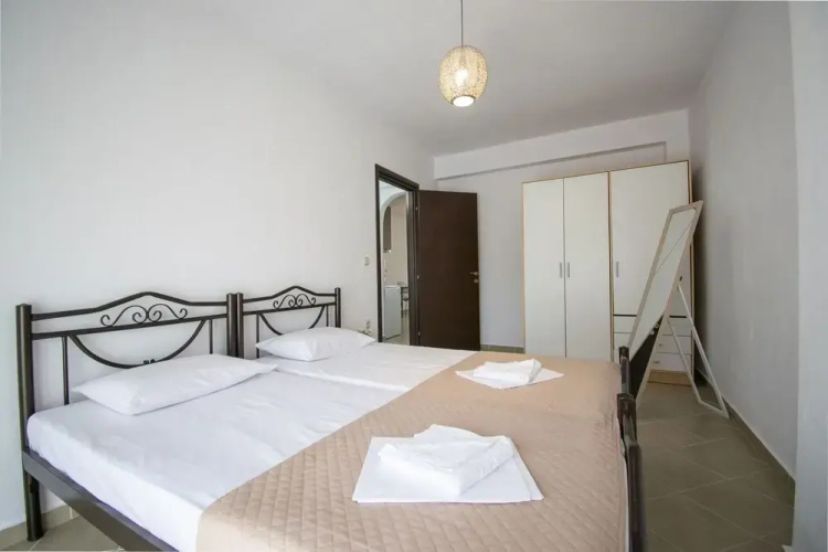 Violeta Apartment by Rentalspro