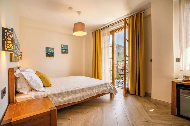 Standard Double room with balcony and with sea view