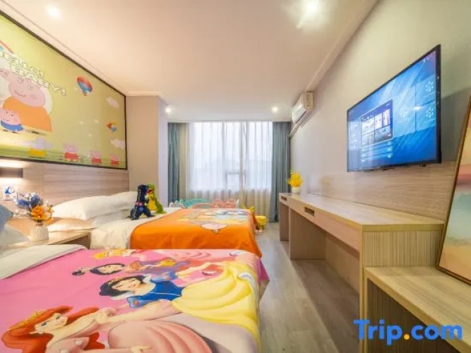 Standard Twin Family room