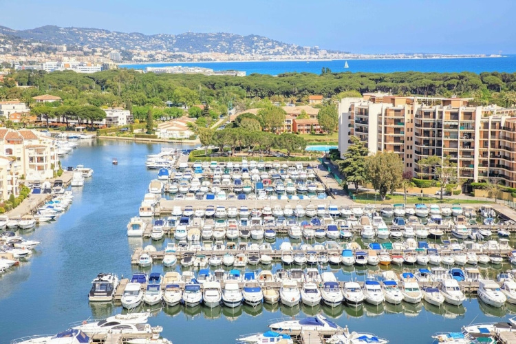 Marina Suites Résidence & Services - Mandelieu-la-Napoule
