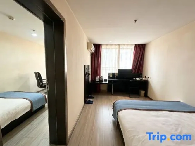 Twin Family Suite