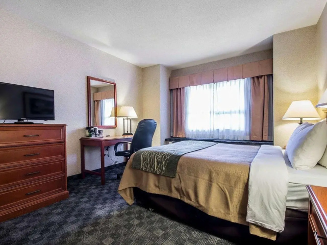 Comfort Inn & Suites