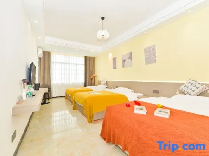 Luxury Triple room