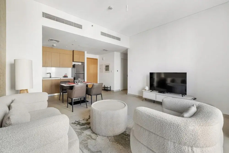1BR Creek Beach Access