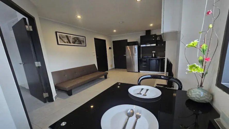 Boutique Bliss 1BR T1-506
