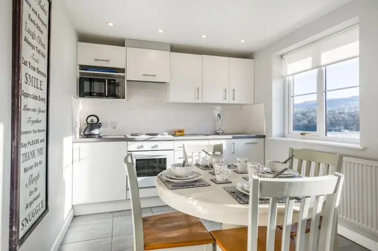 Sunny Cottage