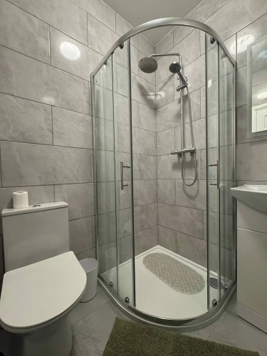 Charming Wallington Apartment With Hot Tub