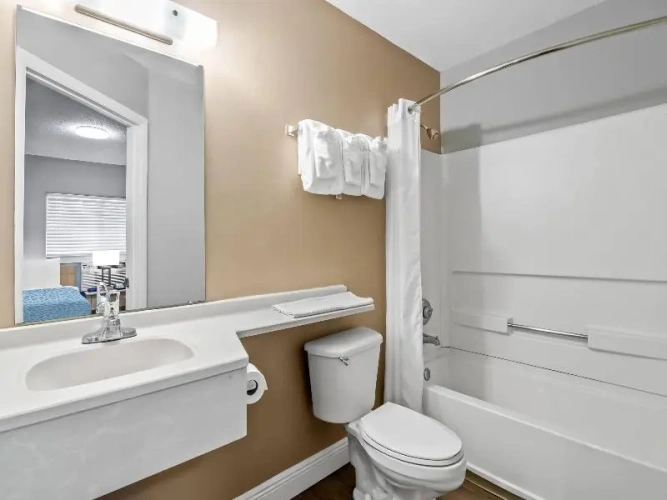 Standard Sextuple room