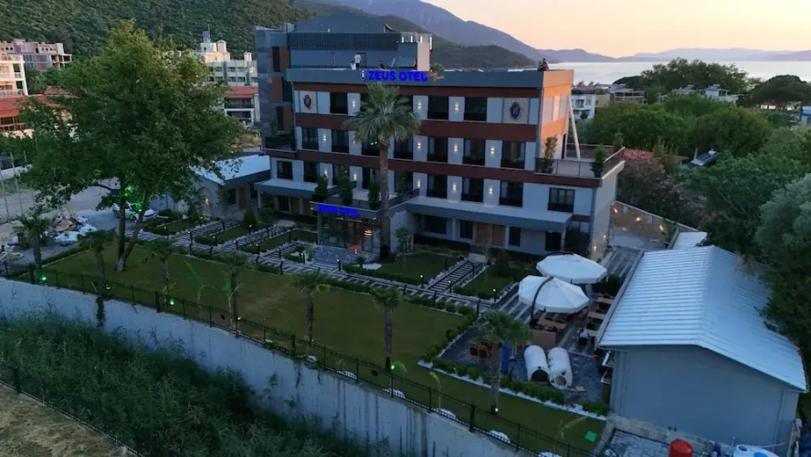 Zeus Otel Guzelcamli - Güzelçamlı