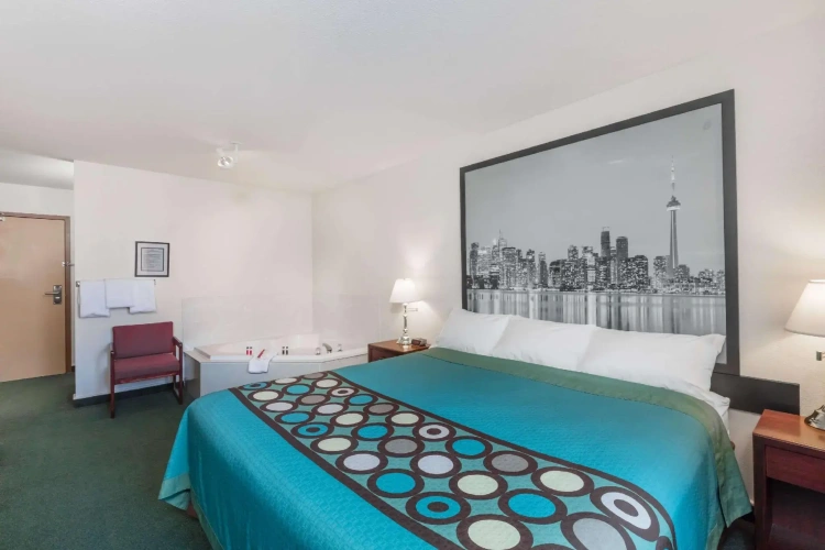 Deluxe Double Suite