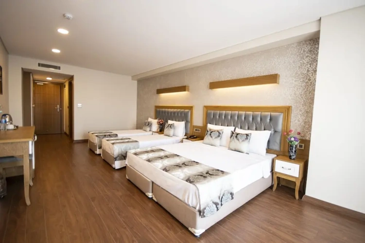 Quadruple room