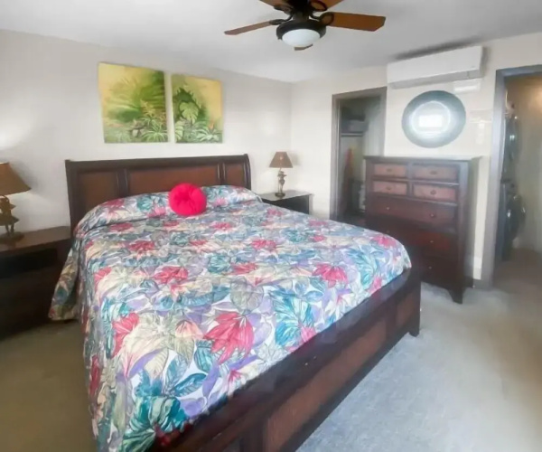 Menehune Shores, #115^ 3 Bedroom Condo by RedAwning