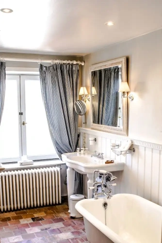 Deluxe Double room with view