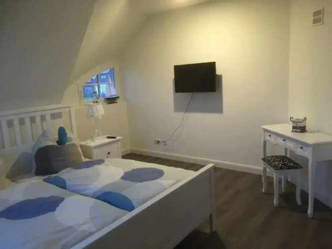 "baltic Sea Breeze" Modern Retreat