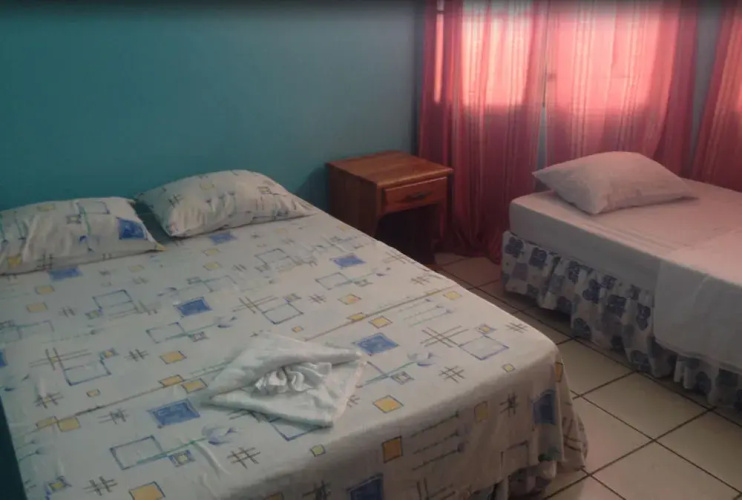 Chaleanor Hotel