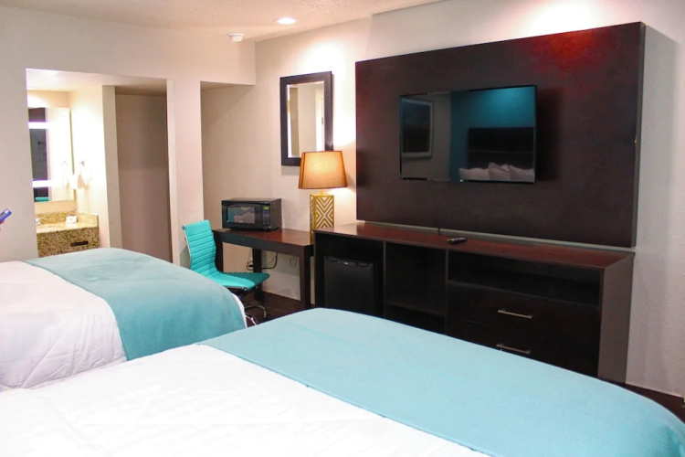 Spanish Trail Inn Hotel
