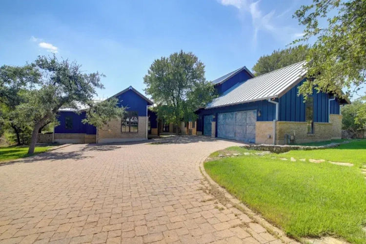 6 Bedrooms Cottage
