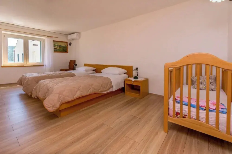Apartment Jelena