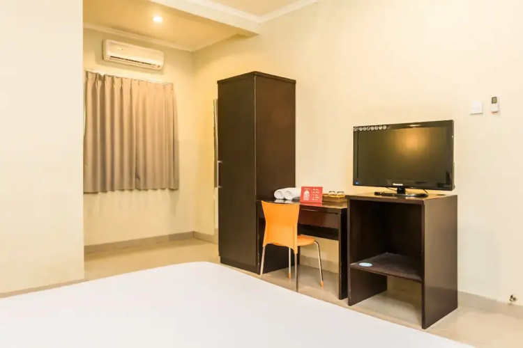 ZEN Rooms Basic Kuta Centre Kartika Plaza