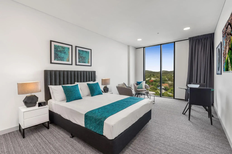 Essence Suites Taringa