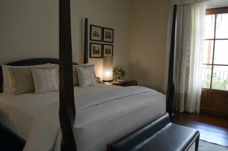 Hotel Casa Blanca 7Over view