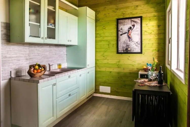 2 Bedrooms Apartment