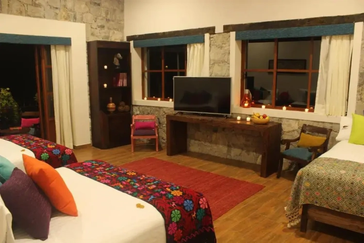 Deluxe Suite