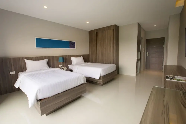 Premier Twin room